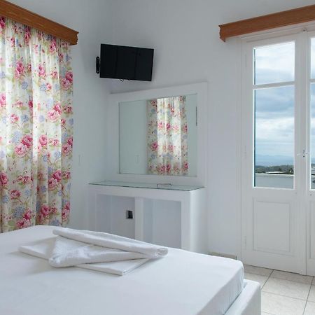 Aphrodite Holiday Home Артемон Экстерьер фото