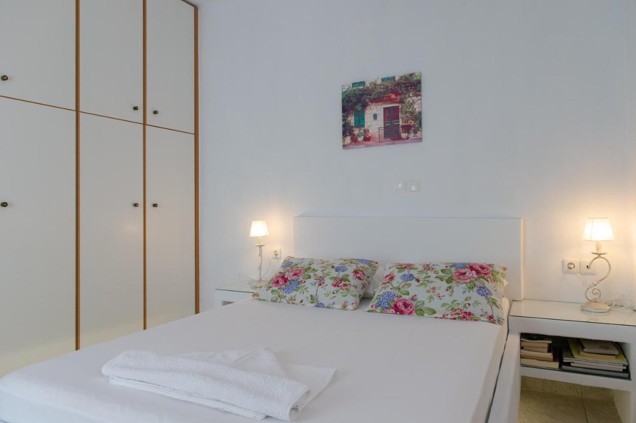 Aphrodite Holiday Home Артемон Экстерьер фото